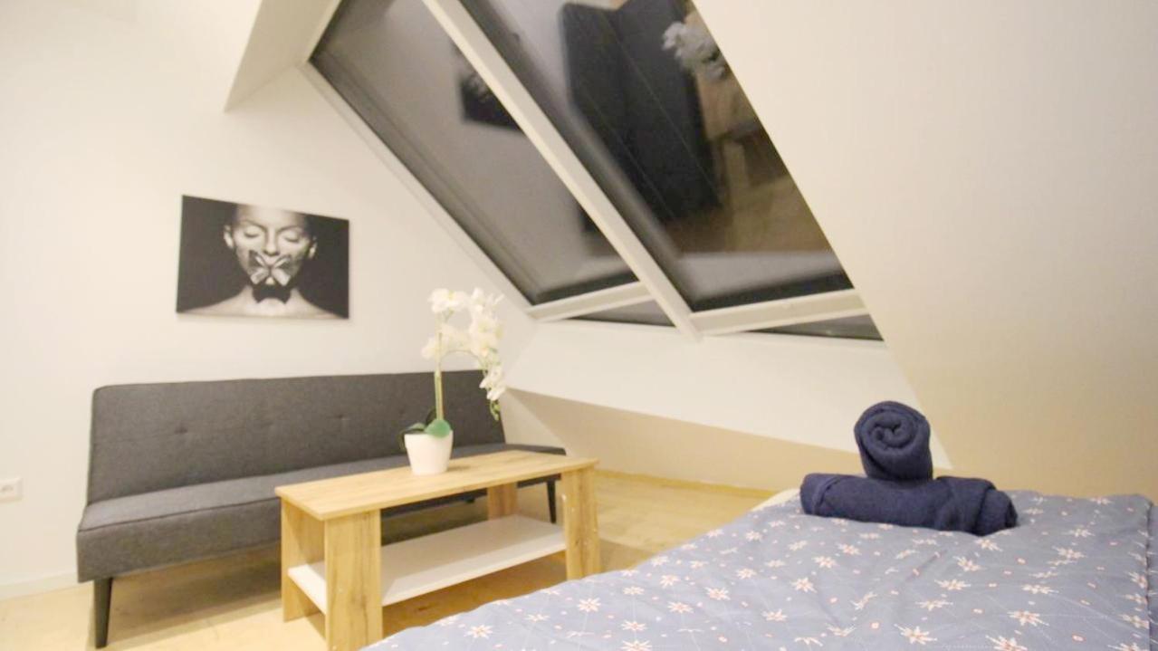 Privatunterkunft Cozy In Center Dw19