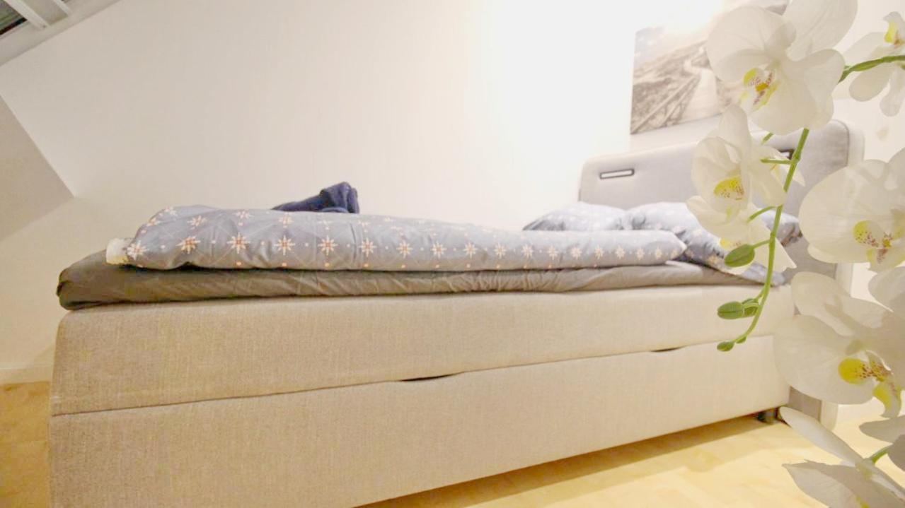 Privatunterkunft Cozy In Center Dw19